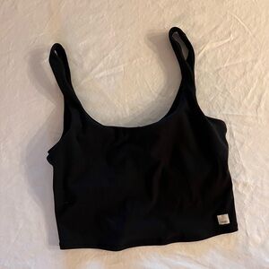Vuori daily crop in black
